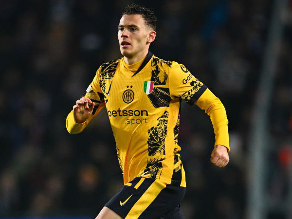 Bologna Kembali Inginkan Kristjan Asllani, Inter Pasang Harga Tinggi