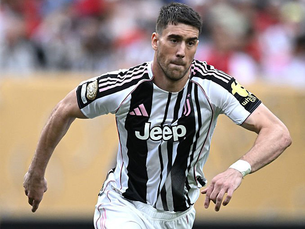 Max Allegri Tunggu Striker Baru, Dusan Vlahovic dan Ramos Masih Alot